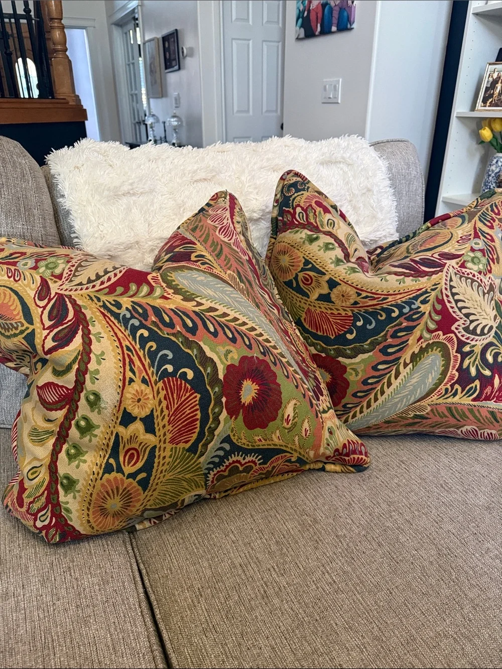 Vintage Pier 1 vibrant gardenia Paisley Accent Pillows.